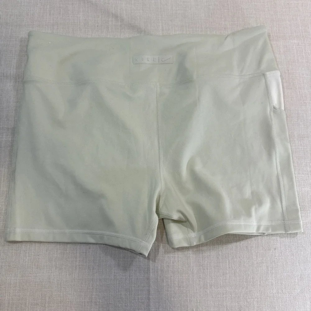 Nike Dri Fit Biker Shorts‎ Womens XL Green Tight Fit Athletic Gym Running